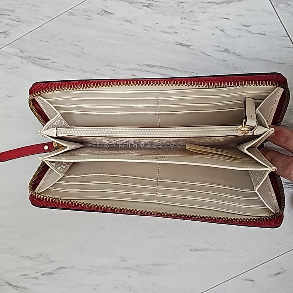 Kate Spade Wallet - Picture 4 of 4